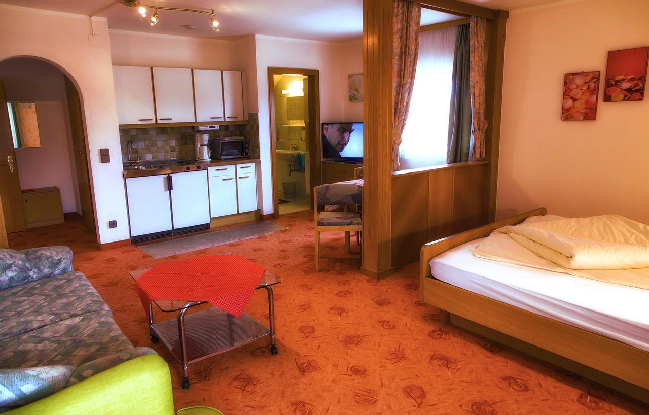 Gaestehaus Goetz Дроболах ам Фаакерзее Екстериор снимка